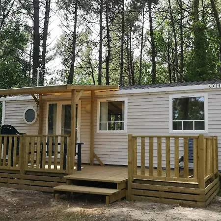 Campsite Le Ilo - La Dune Blanche Camiers