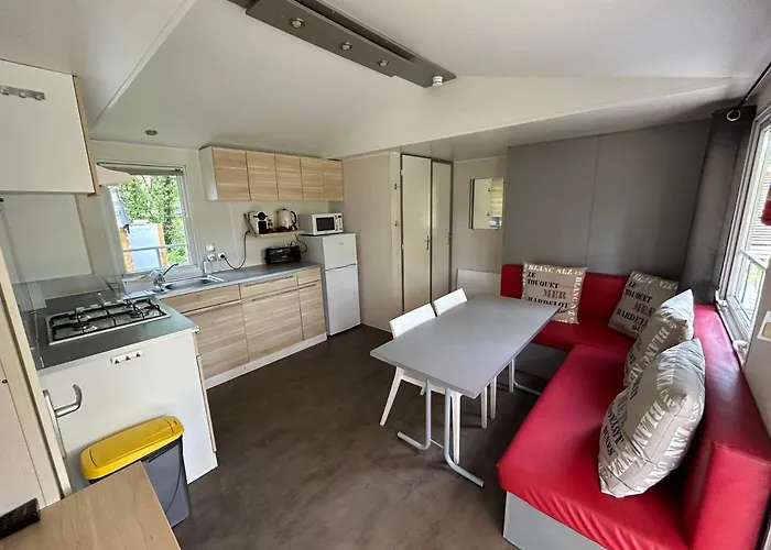 Le Ilô - La Dune Blanche Camping *